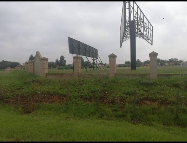 LAND FOR SALE IN LEONDALE